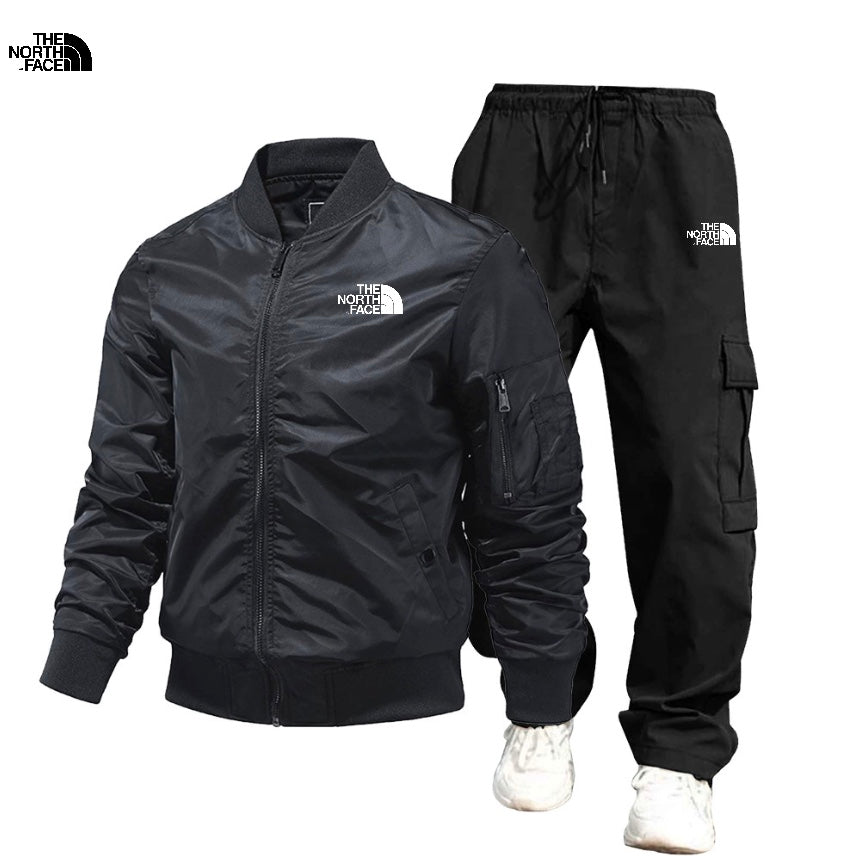 Giacca e pantaloni impermeabili da esterno