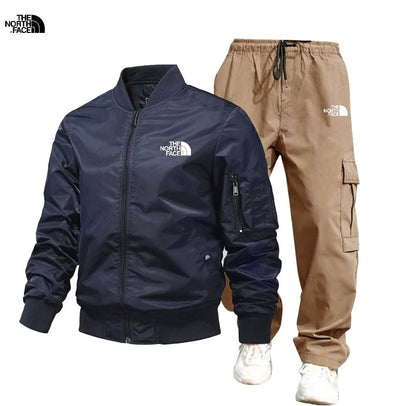Giacca e pantaloni impermeabili da esterno