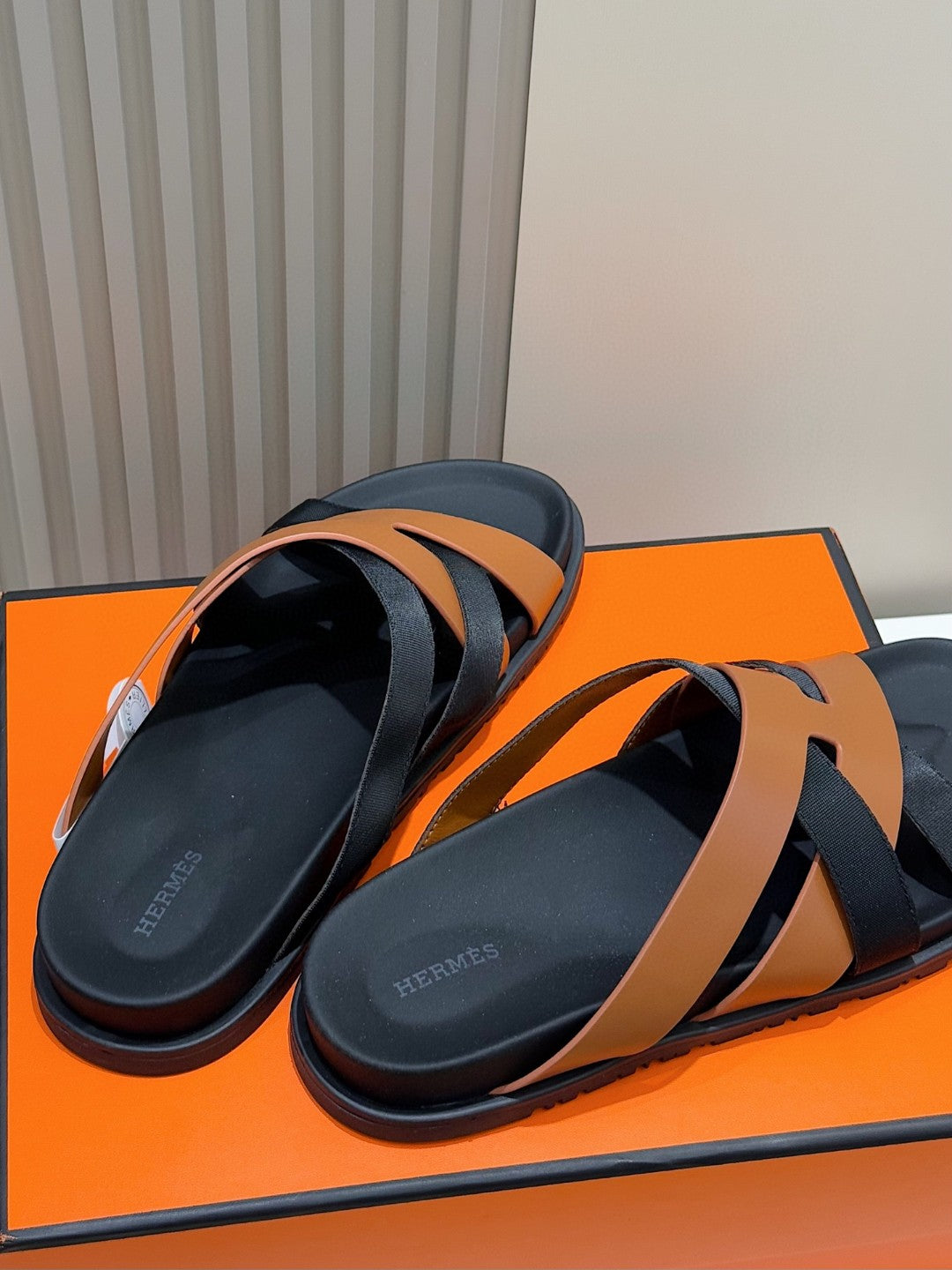 Comode pantofole casual da uomo
