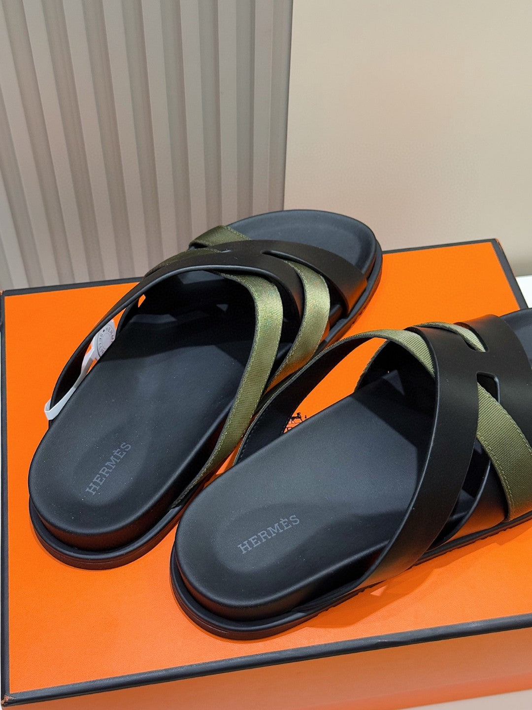 Comode pantofole casual da uomo